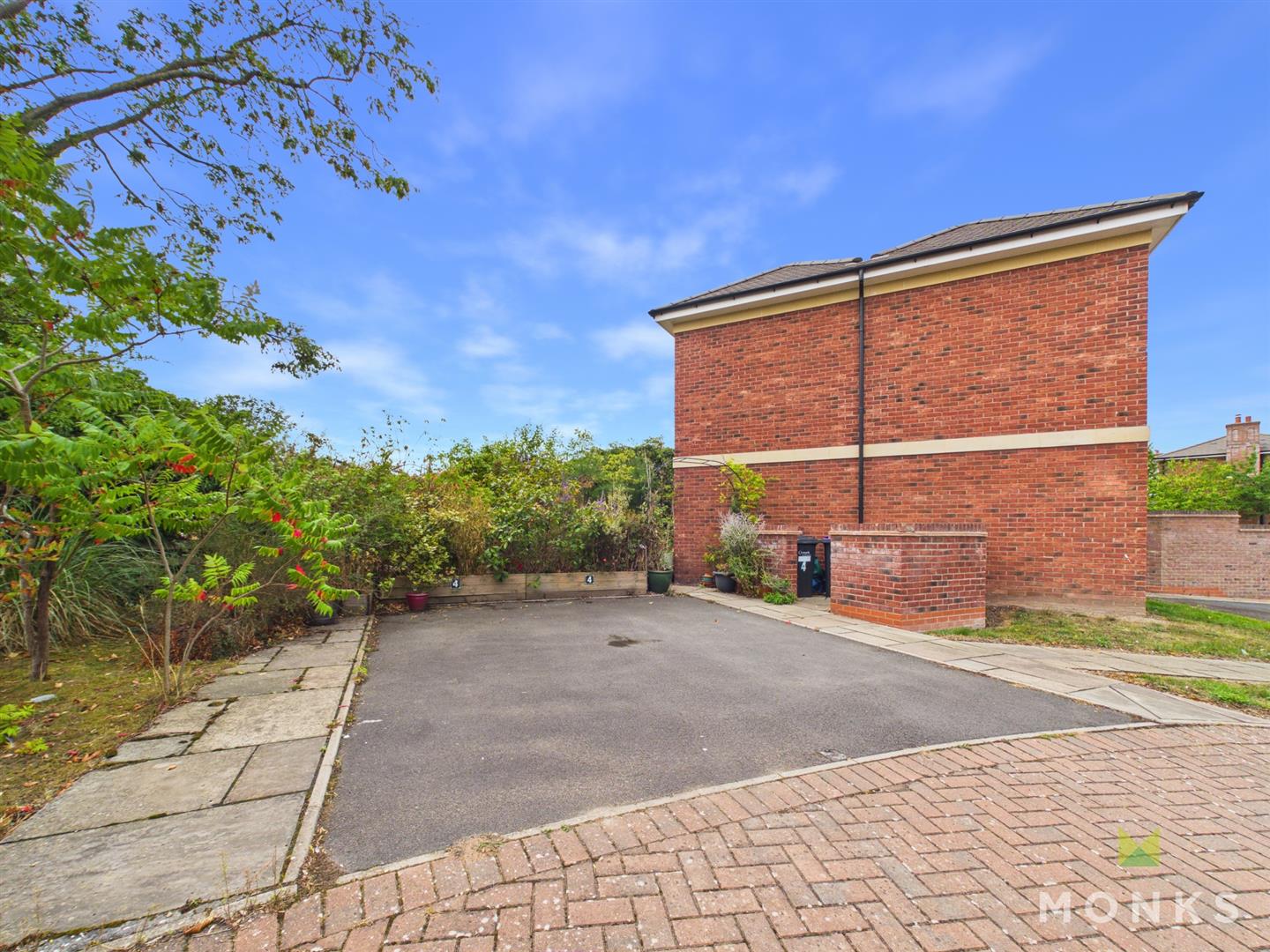 4 Berkeley Fields, Shrewsbury, SY3 8EJ For Sale